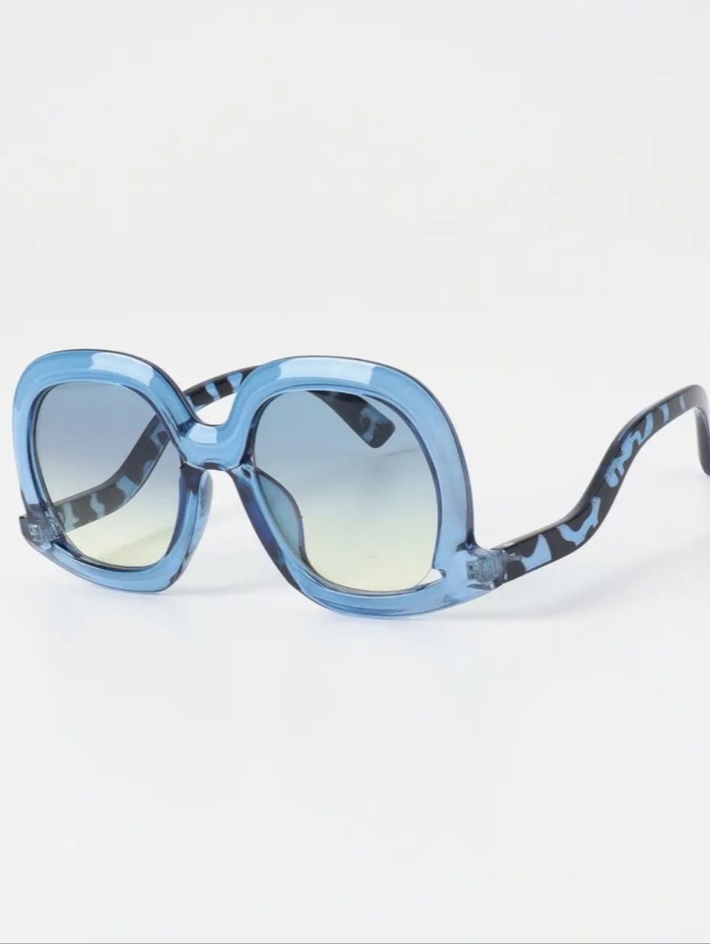 Blue Oversized Round Tortoise Arm Sunglasses - Picture 2 of 13